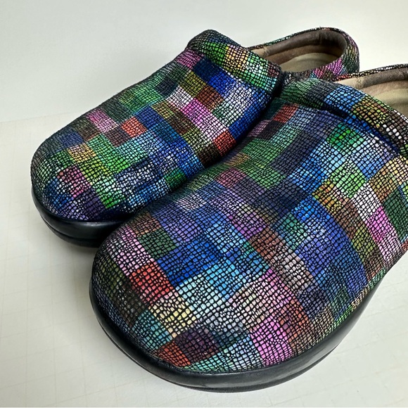 Alegria Clogs Womens Size 38 or 8 - 8.5 US Kay-585 Multicolor Mules Nurse - Picture 3 of 8